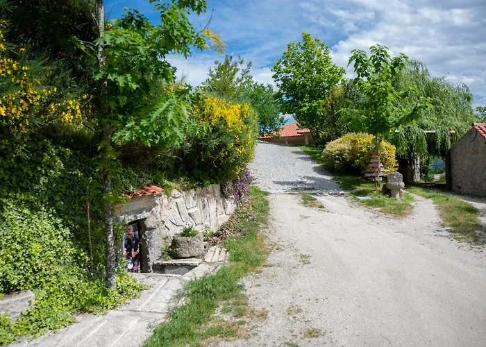 Quinta Da Mal-disposta, Chalet Resende